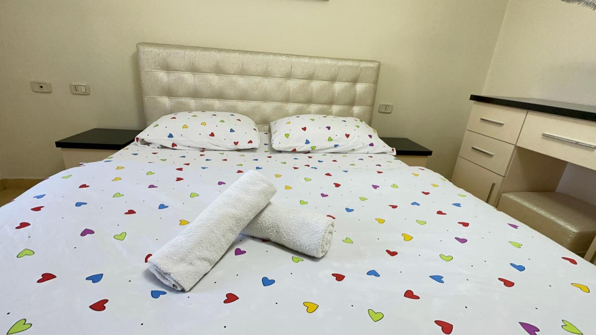 Square Inn Tirana Kültér fotó